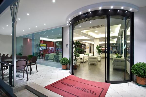 Hotel Milton カットーリカ エクステリア 写真
